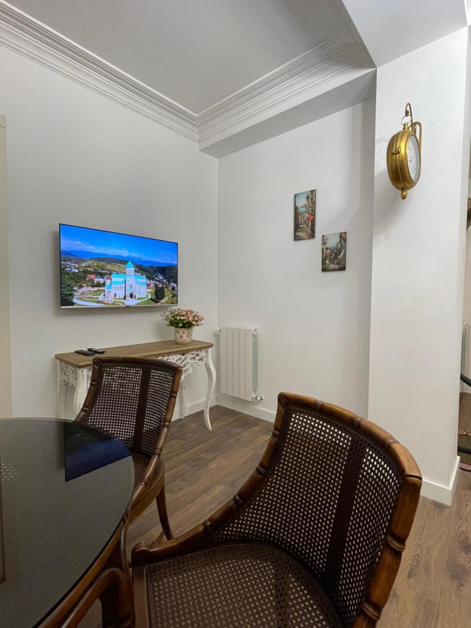 Picasso Apartment 库塔伊西 外观 照片